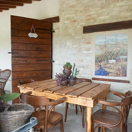 Alloggio per agriturismo Torre Quadrana *