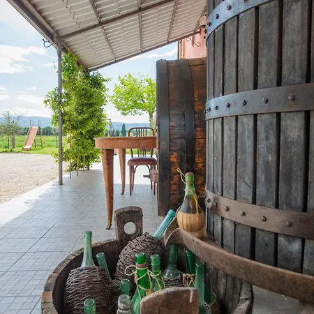 Alloggio per agriturismo Torre Quadrana *